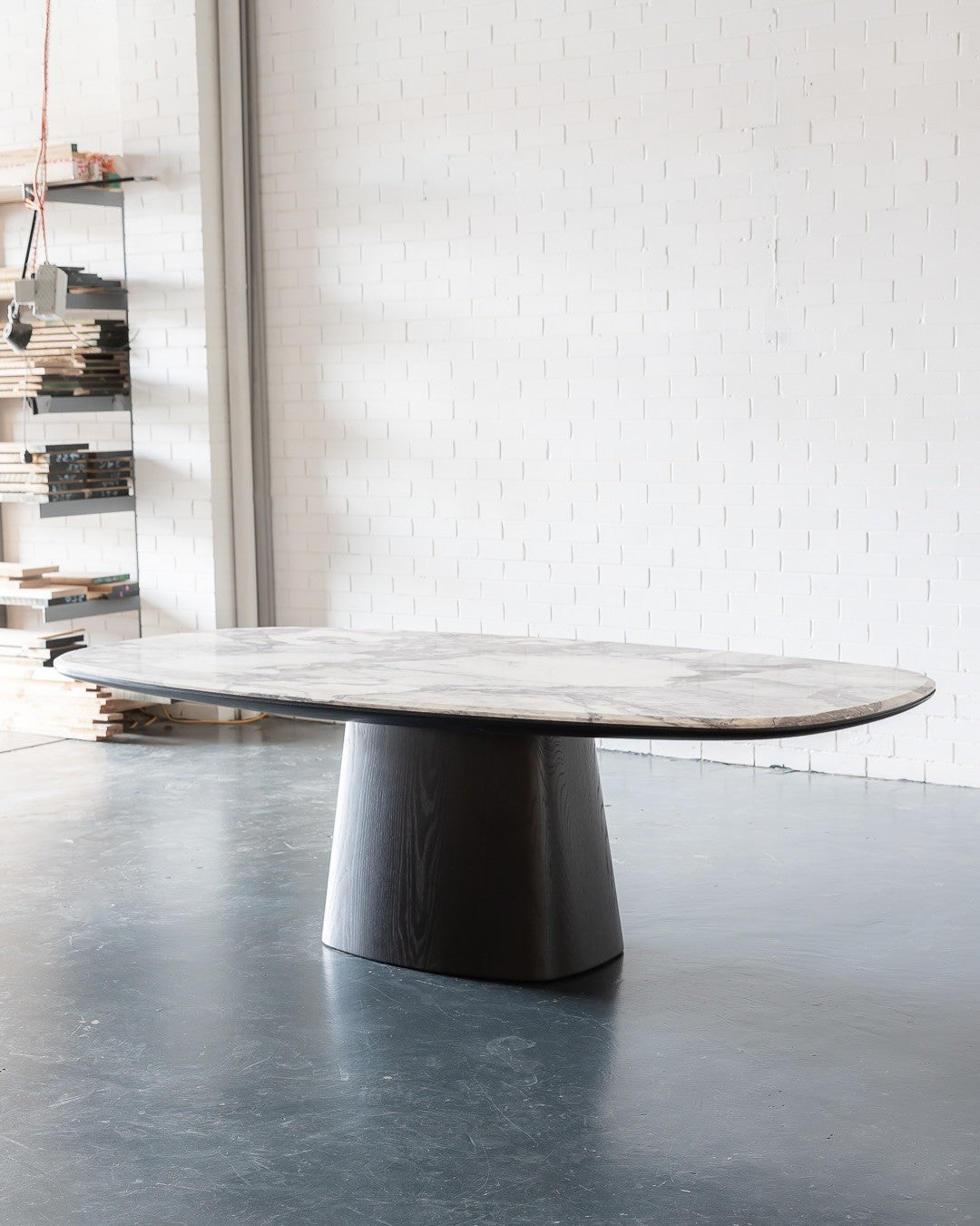 Calacatta Oval Dining Table detail image 6