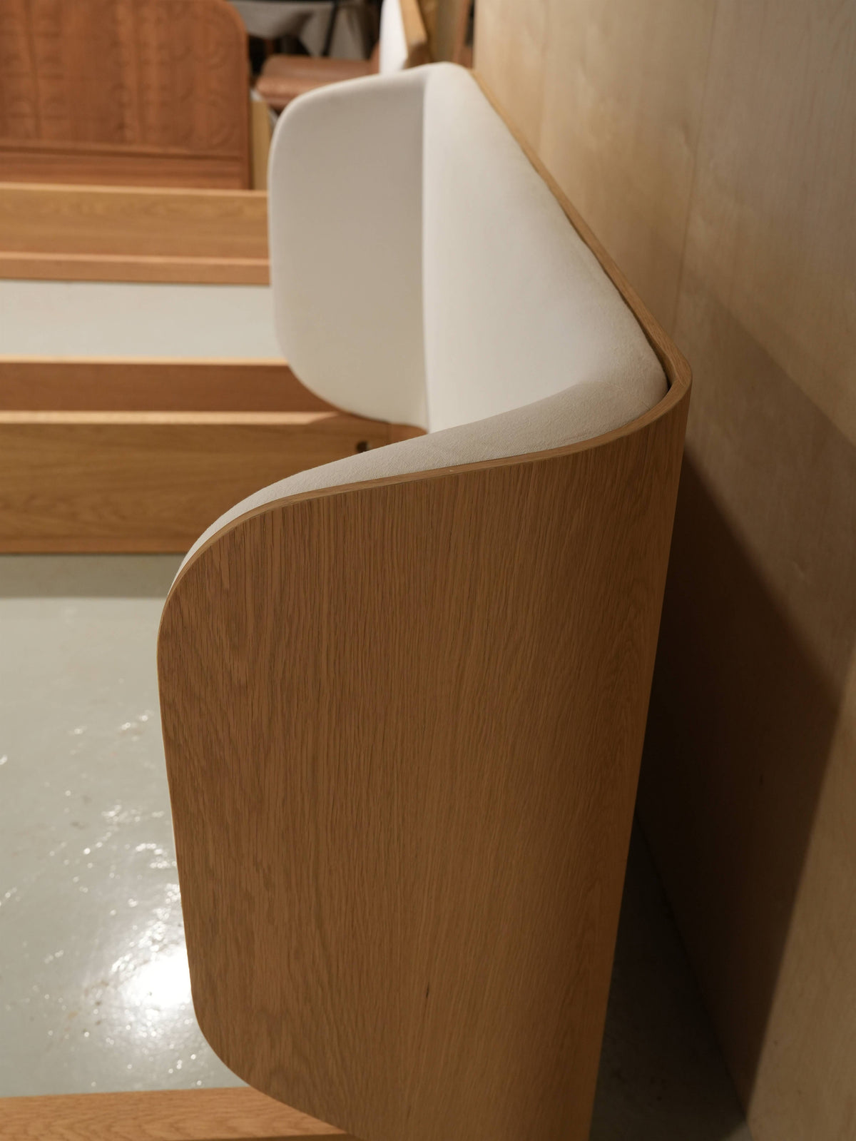 Oak Pillow Panel Bed detail image 7