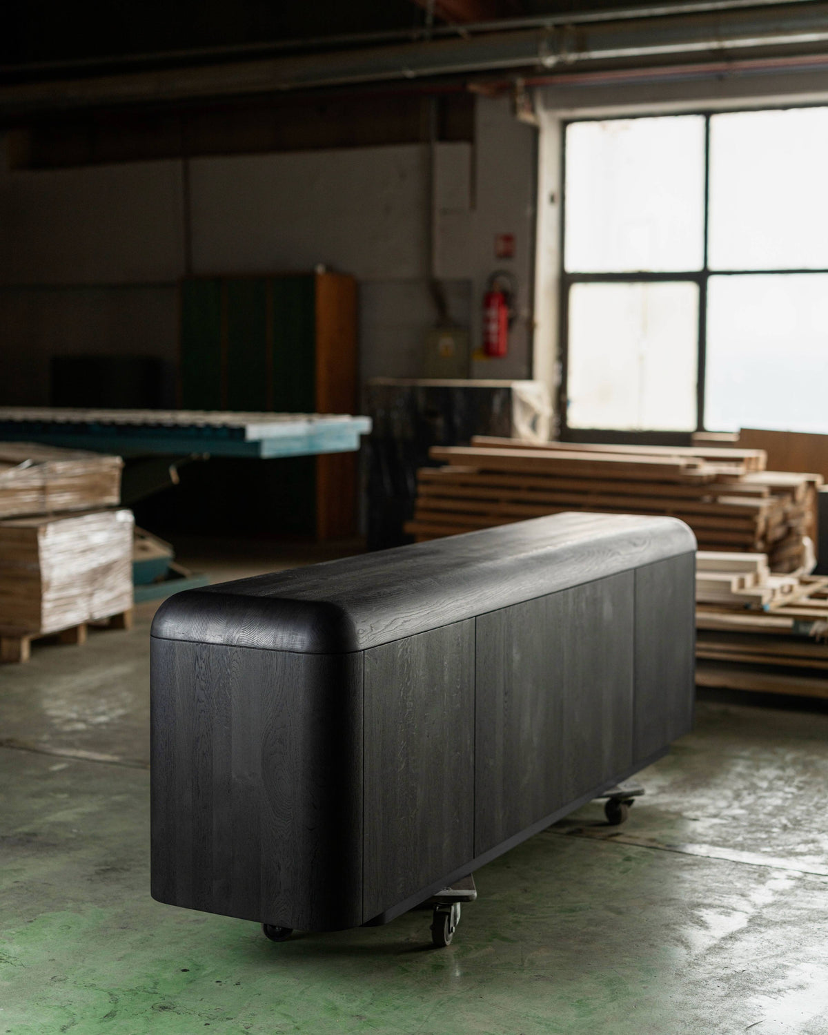 Noir Curved Sideboard detail image 6