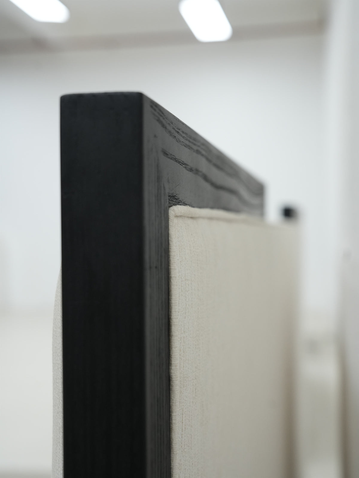 Ivory Rail Platform Bed detail image 4