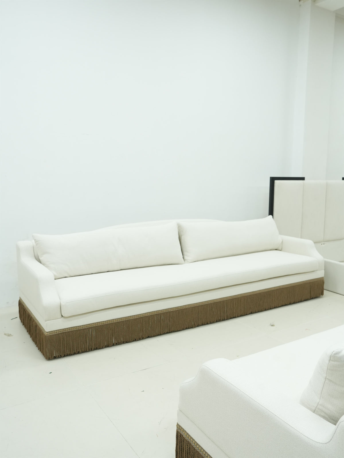 Ivory Fringe Sofa detail image 5